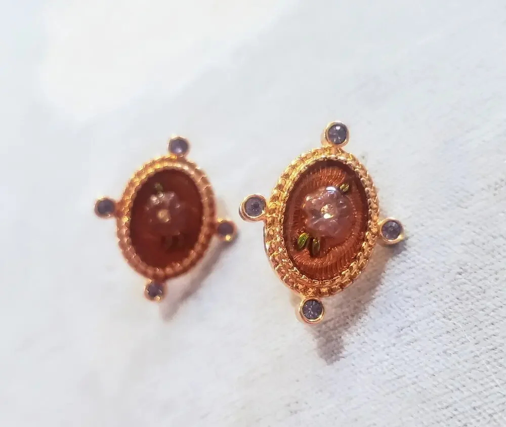 Avon Vintage Clip On Earrings Elegant Estate Gold Tone Colorful Dainty Floral 1